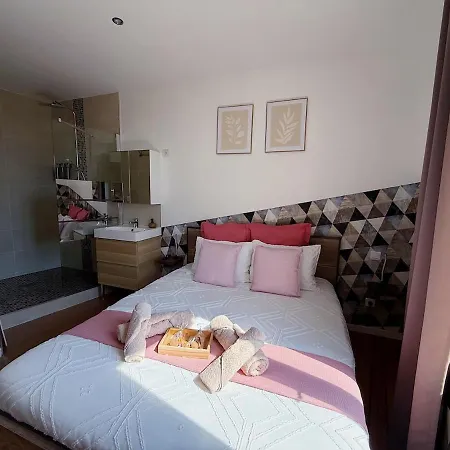 L'elegance - Cocooning Апартаменты *